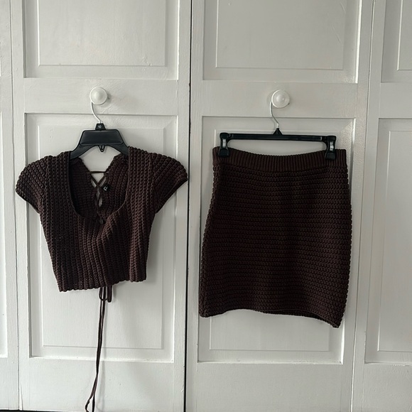 Brown crocheted, top and skirt set - Picture 1 of 6
